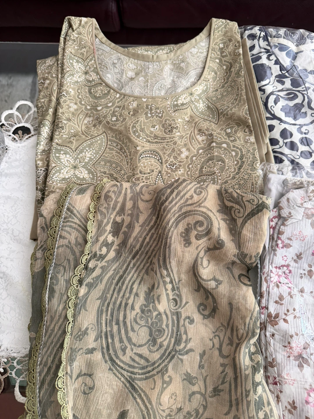 Pakistani branded lawn suites, 3piecs, brand new - photo 5