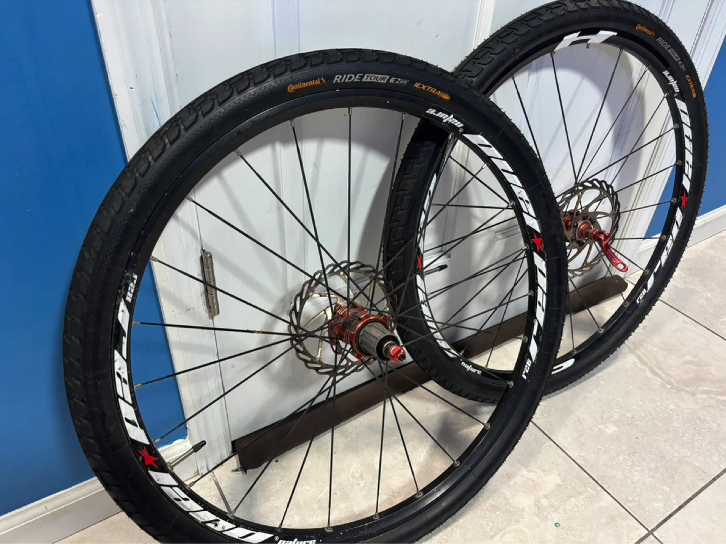 26" Mountain Bicycle Wheel Set $140 - photo 4