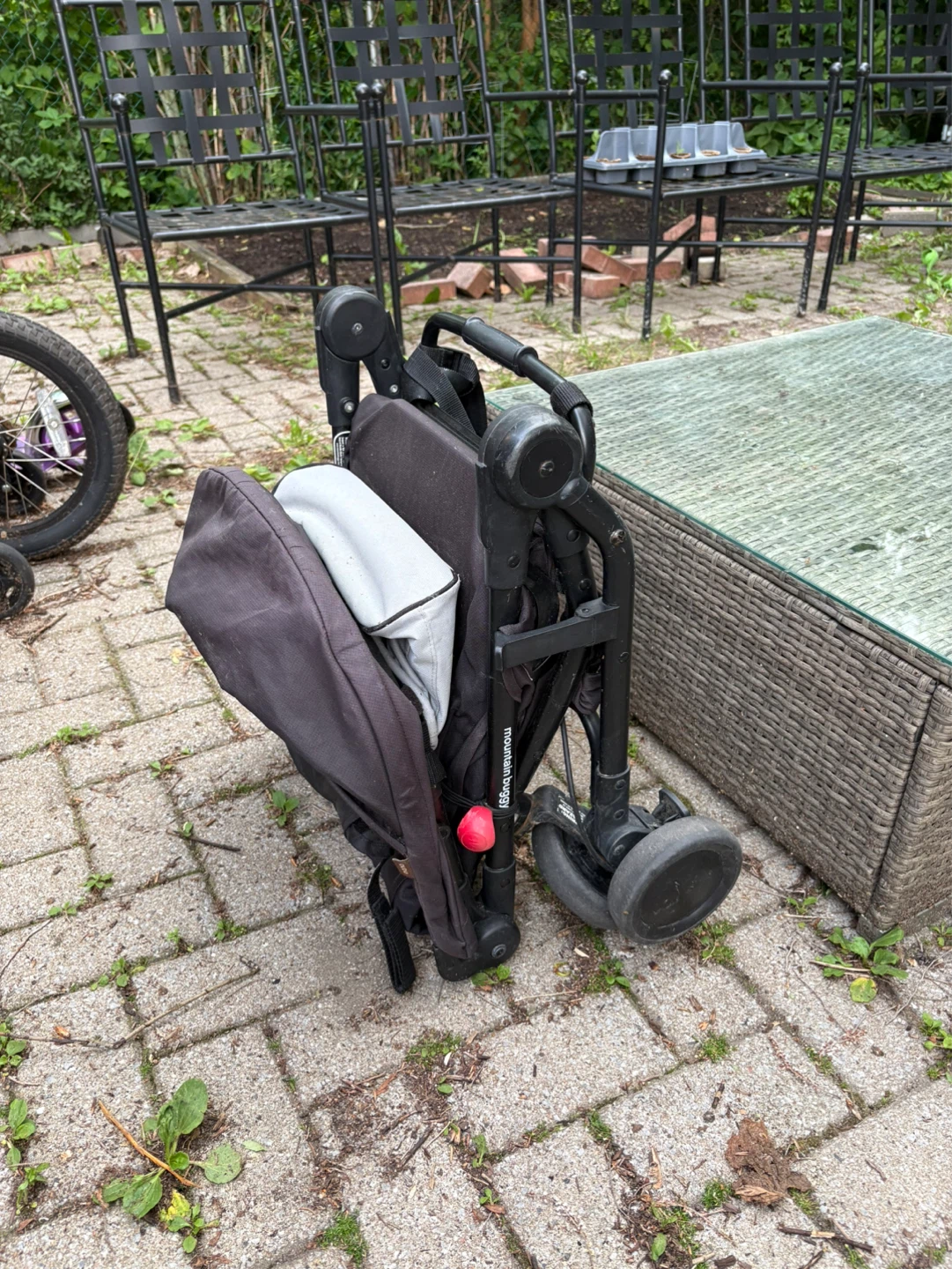 Mountain Buggy Nano Stroller - Black - photo 4