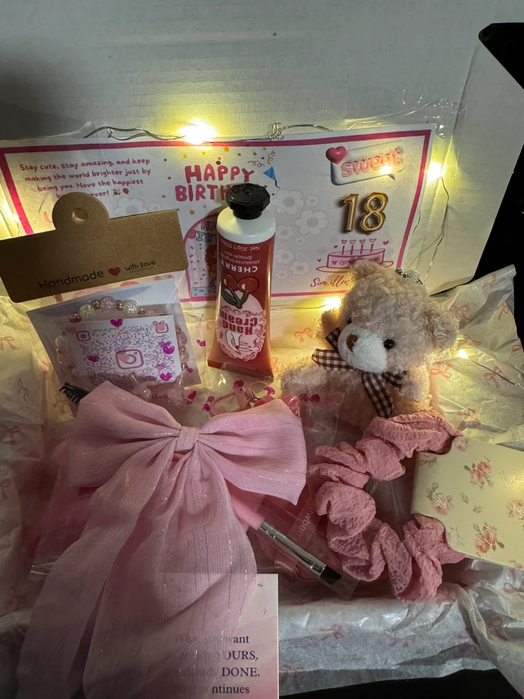 Happy Birthday Gift Box (Customization available)