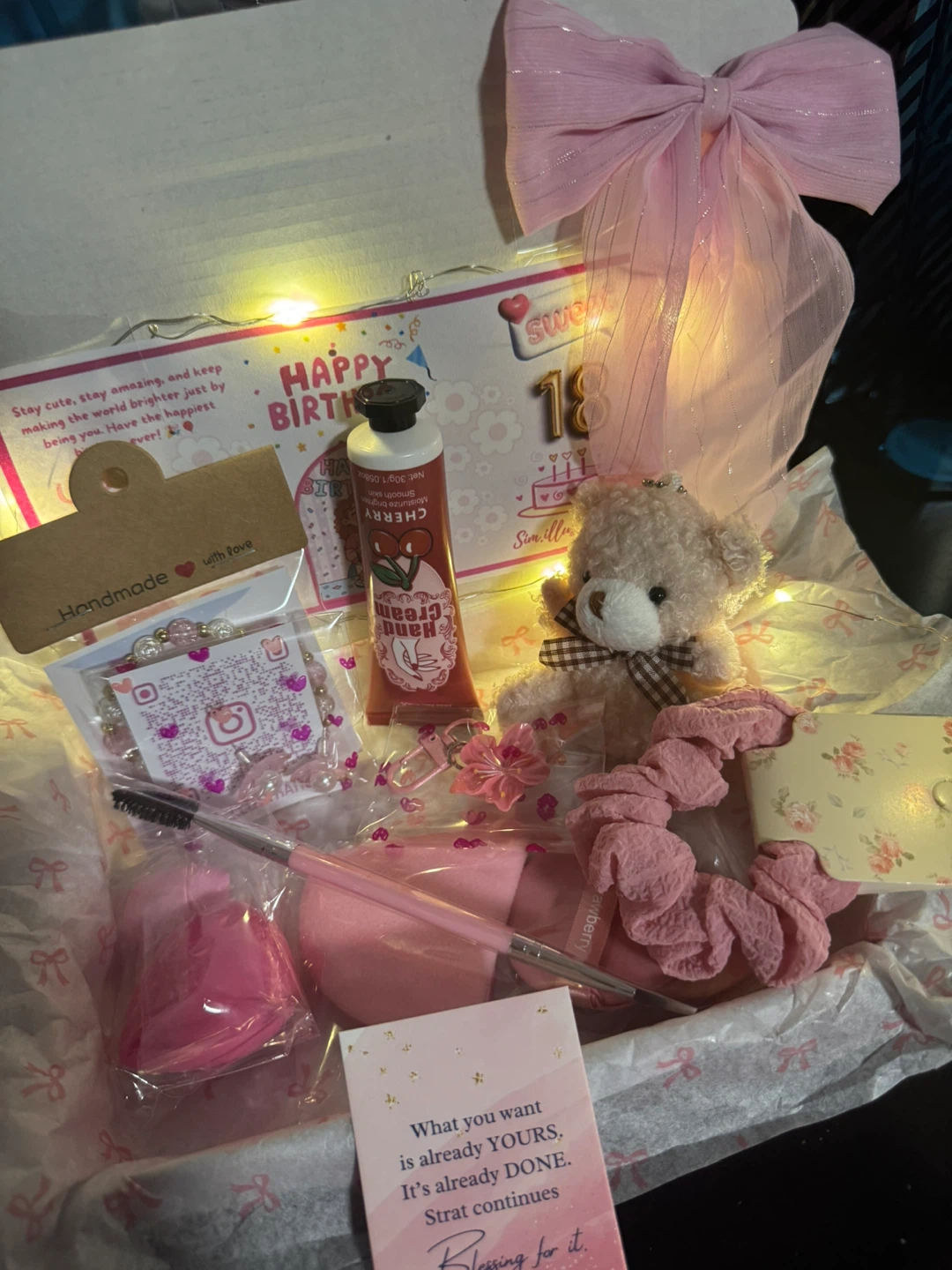 Happy Birthday Gift Box (Customization available) - photo 2
