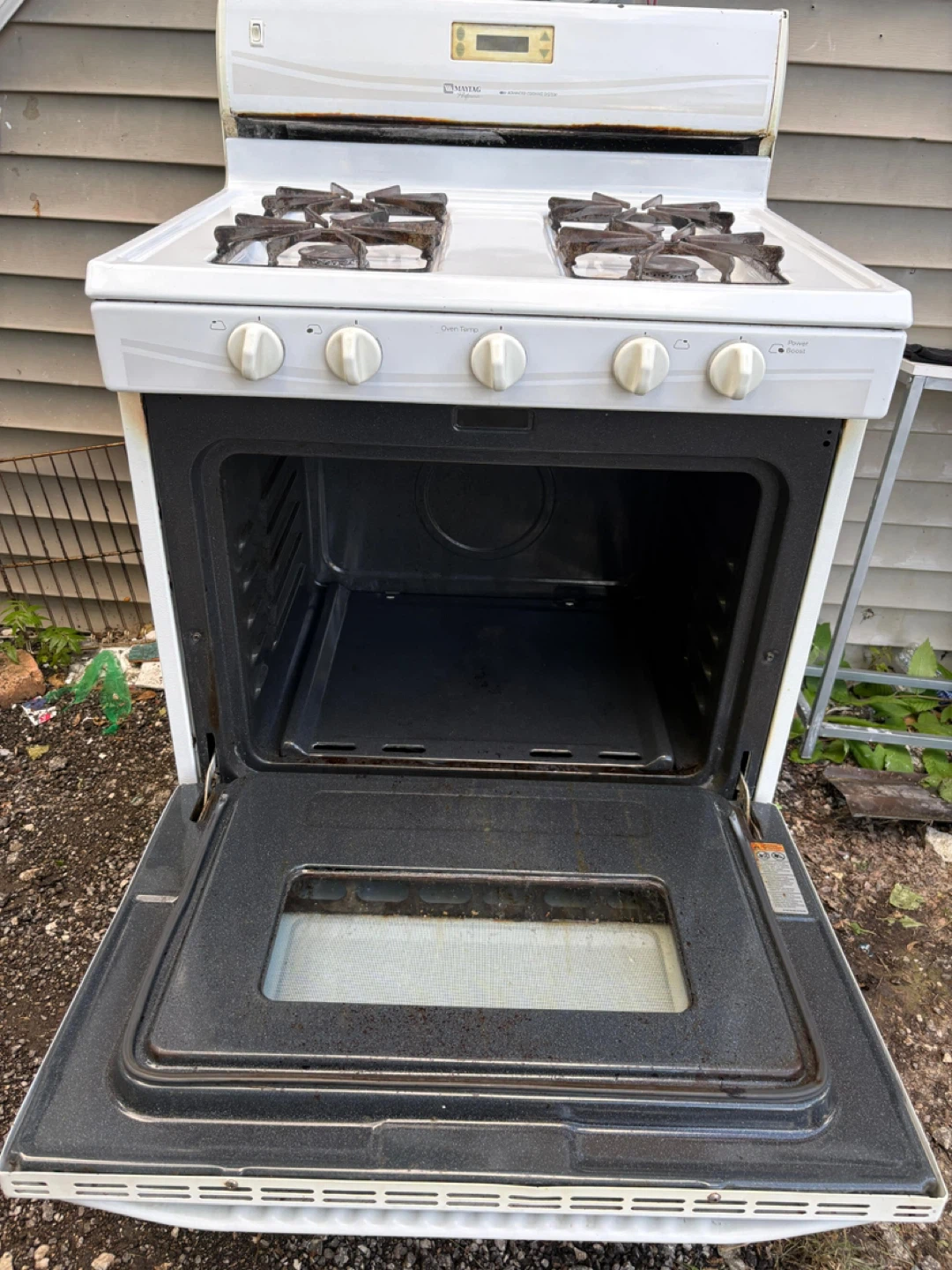 Maytag White Gas Range with Oven - photo 3
