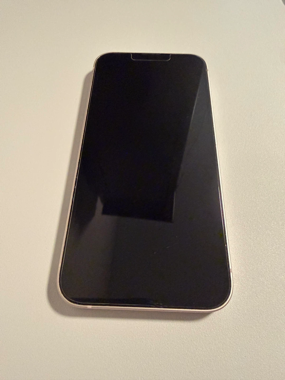 iPhone 13