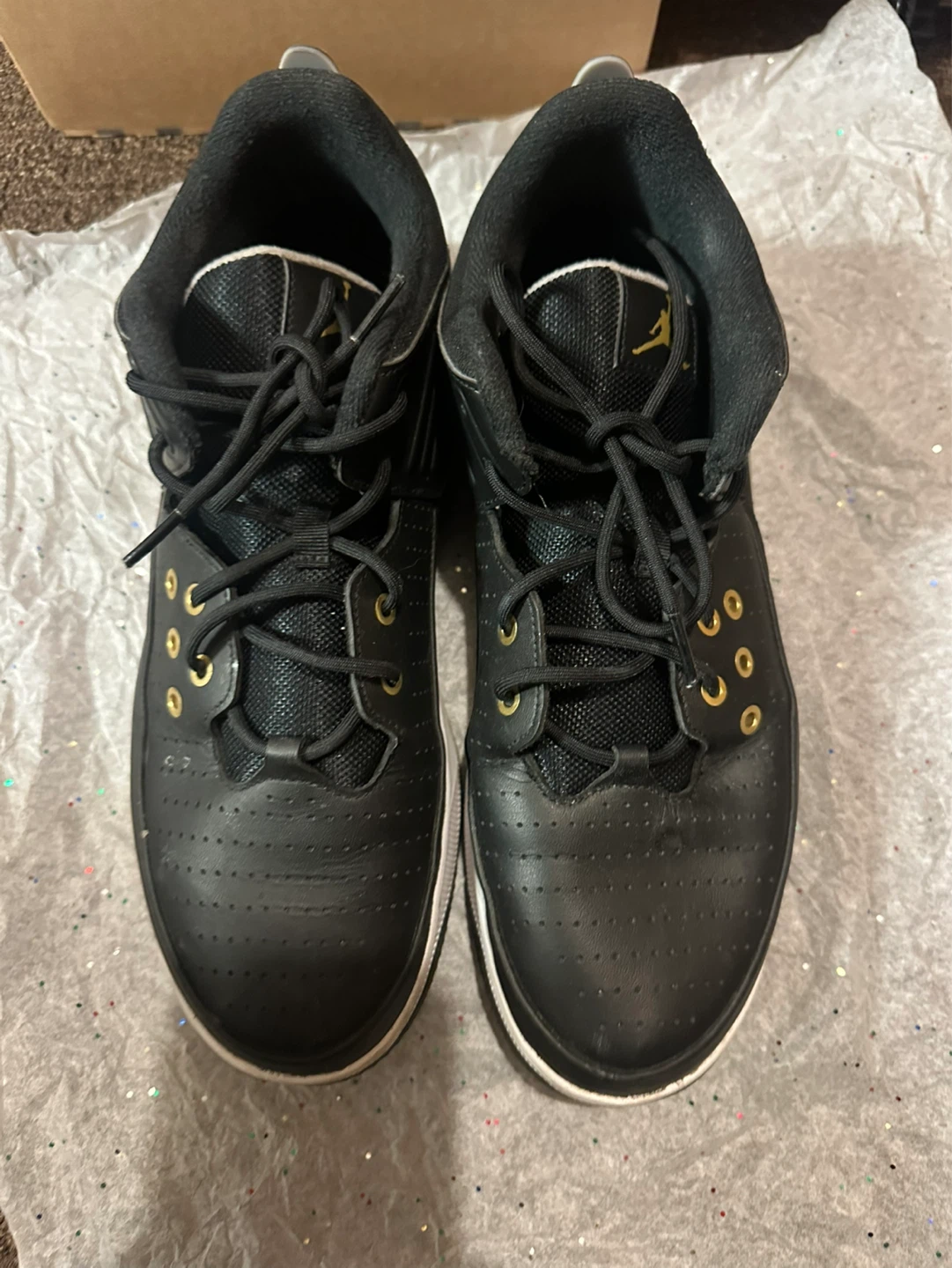 Jordan Men's Black and White Athletic Sneakers size 11.5 - photo 2