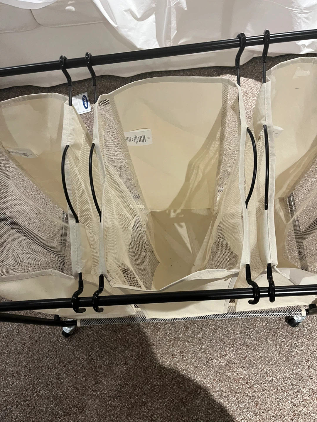 Rolling laundry rack - photo 3