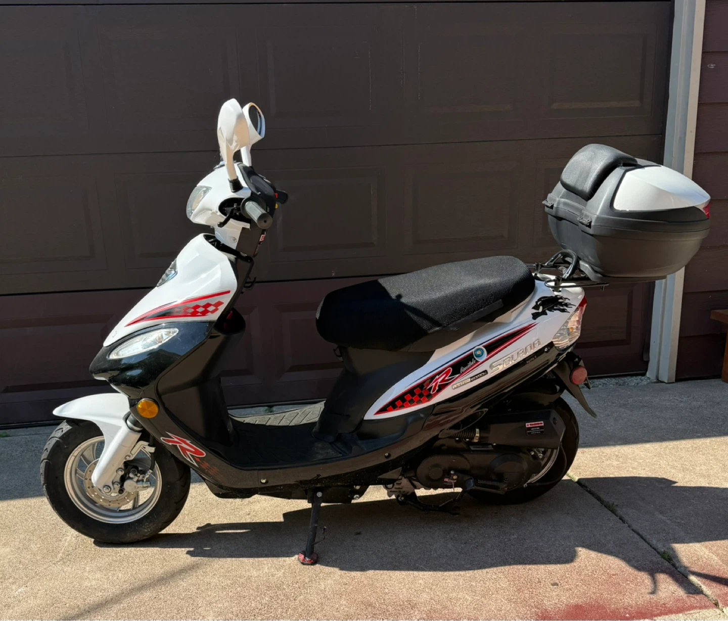 Una scooter 2019. Con 530 millas. - photo 4