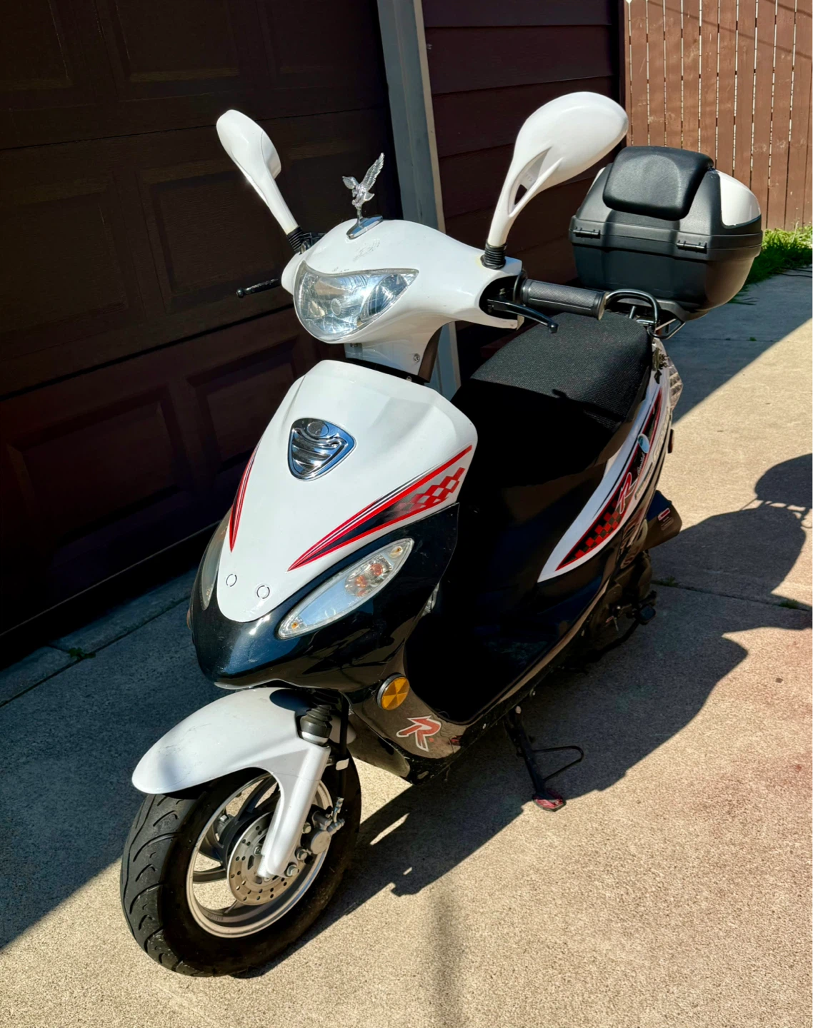 Una scooter 2019. Con 530 millas. - photo 3