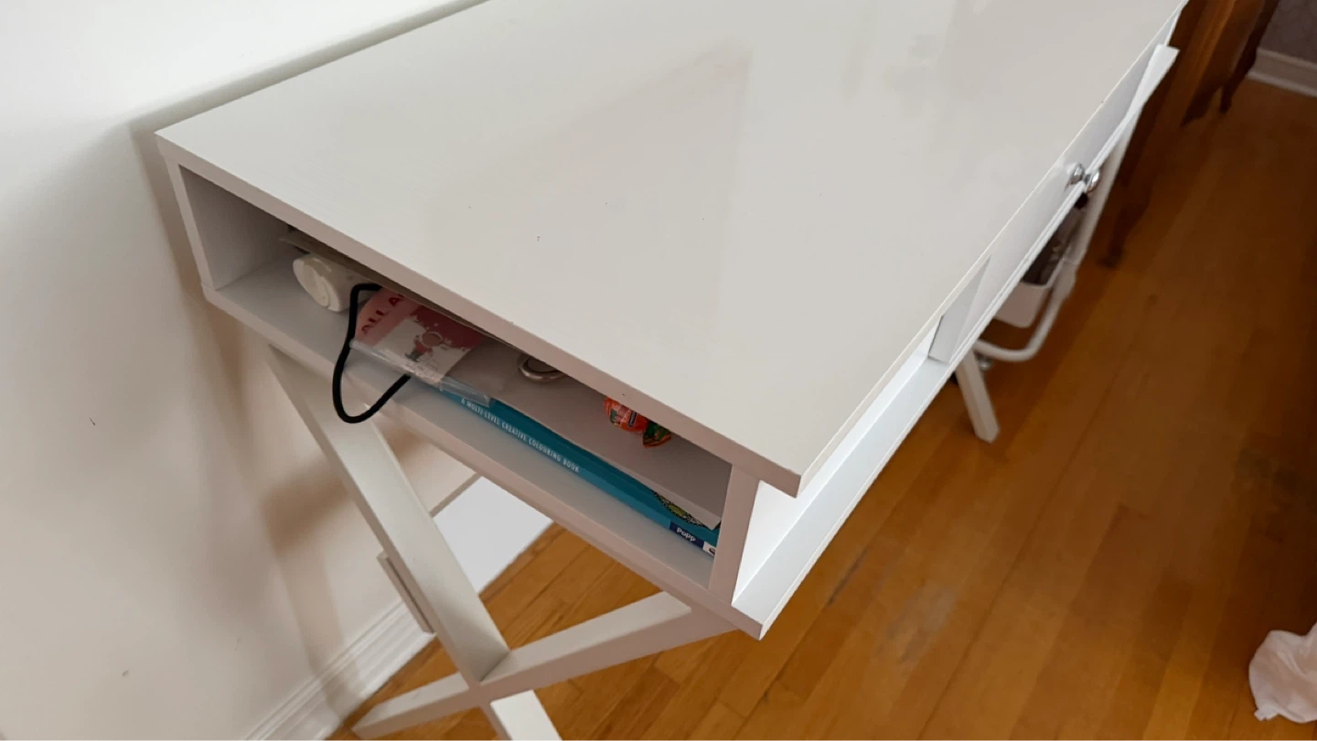 White Desk with Drawer - photo 2