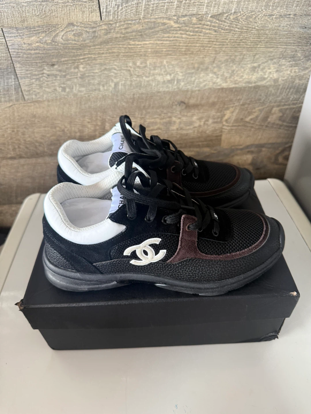 CHANEL Sneakers - photo 2