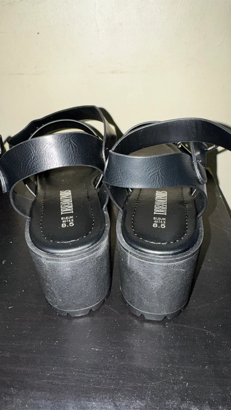 Black shoes size 8.5 - photo 2