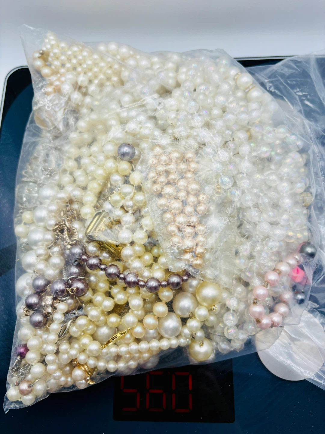 Faux pearl and clear beads for crafts - photo 4