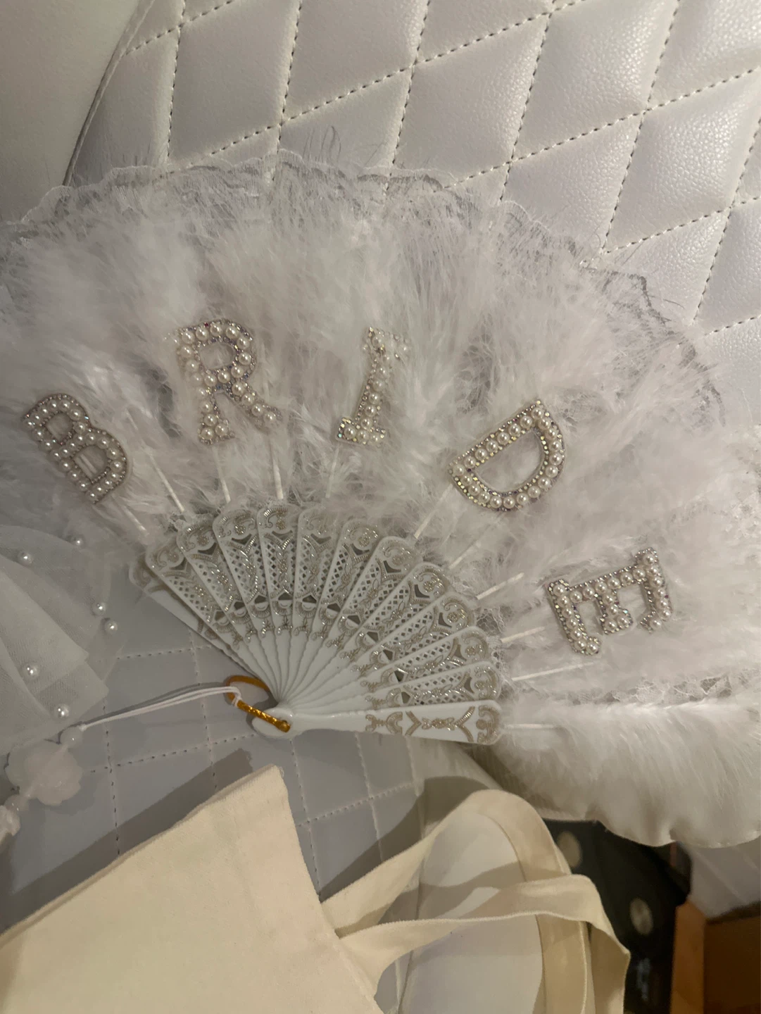 Bride Feather Fan, Veil, and Tote Bag Set - photo 2