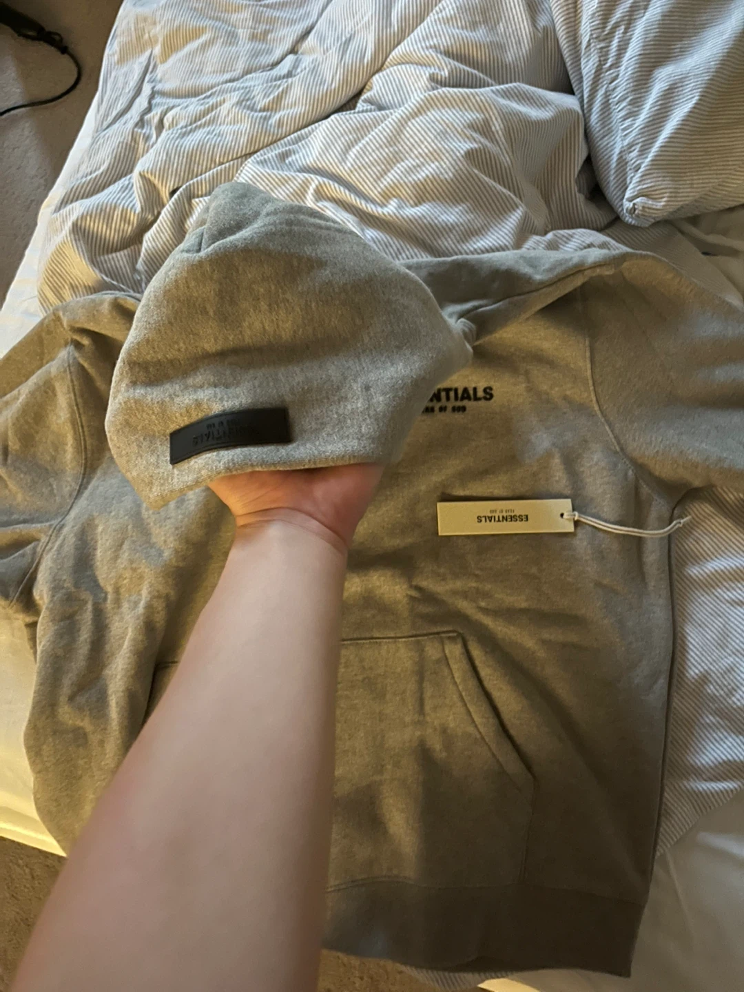 Essentials hoodie size-L - photo 2