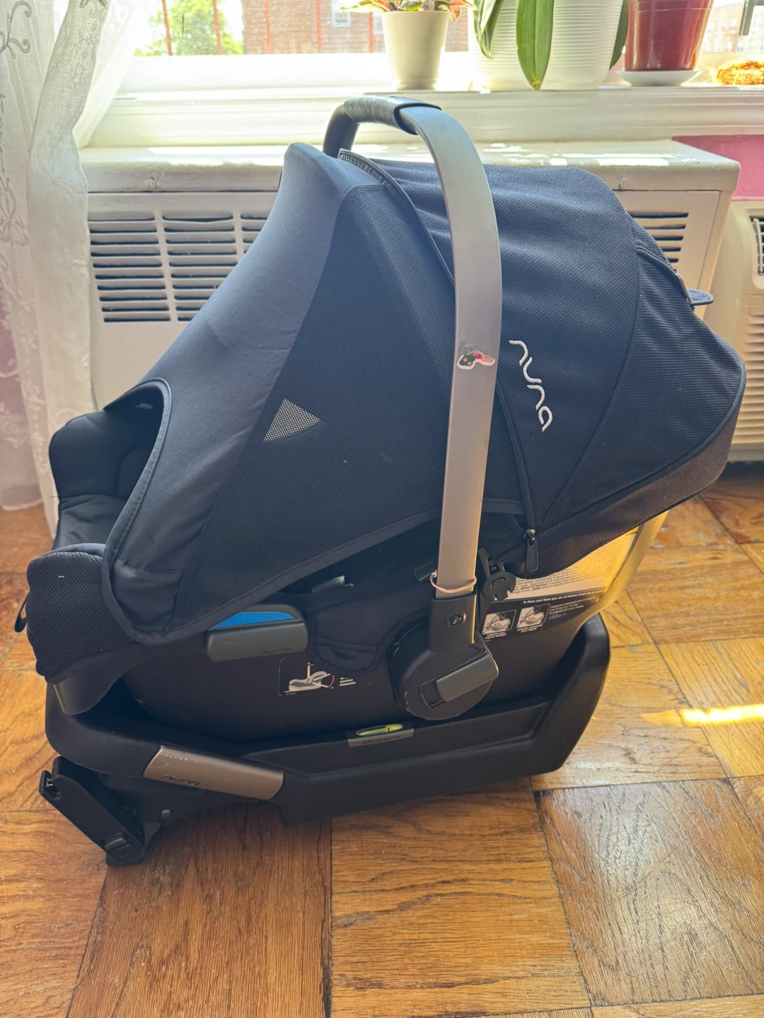 Nuna Infant Car Seat - photo 2