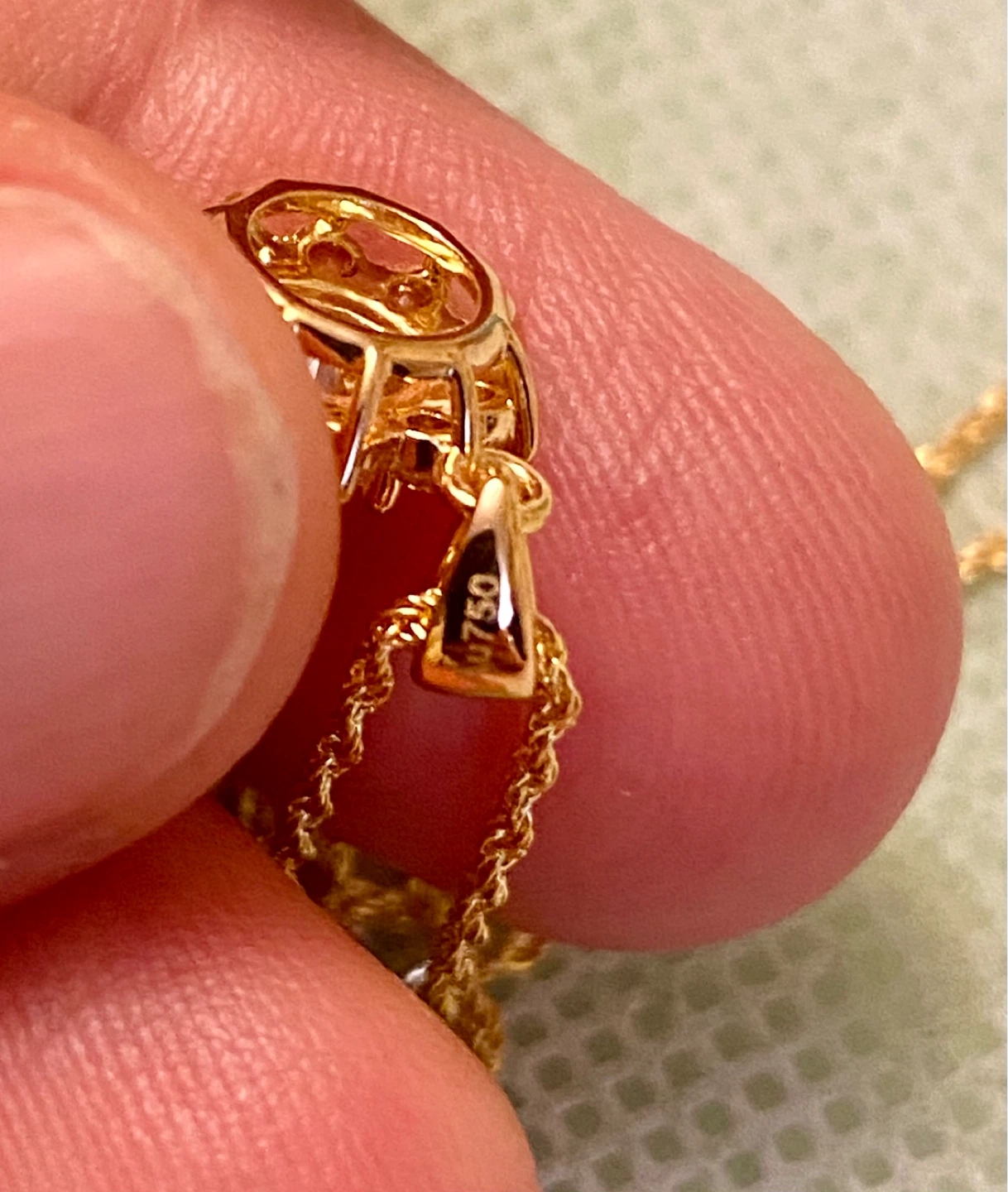 18 K Gold & Moissanites pendant necklace - photo 4