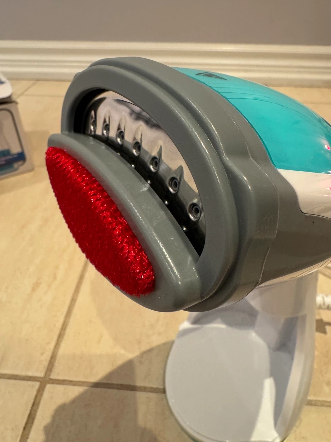 BEAUTURAL Handheld Garment Steamer - photo 5