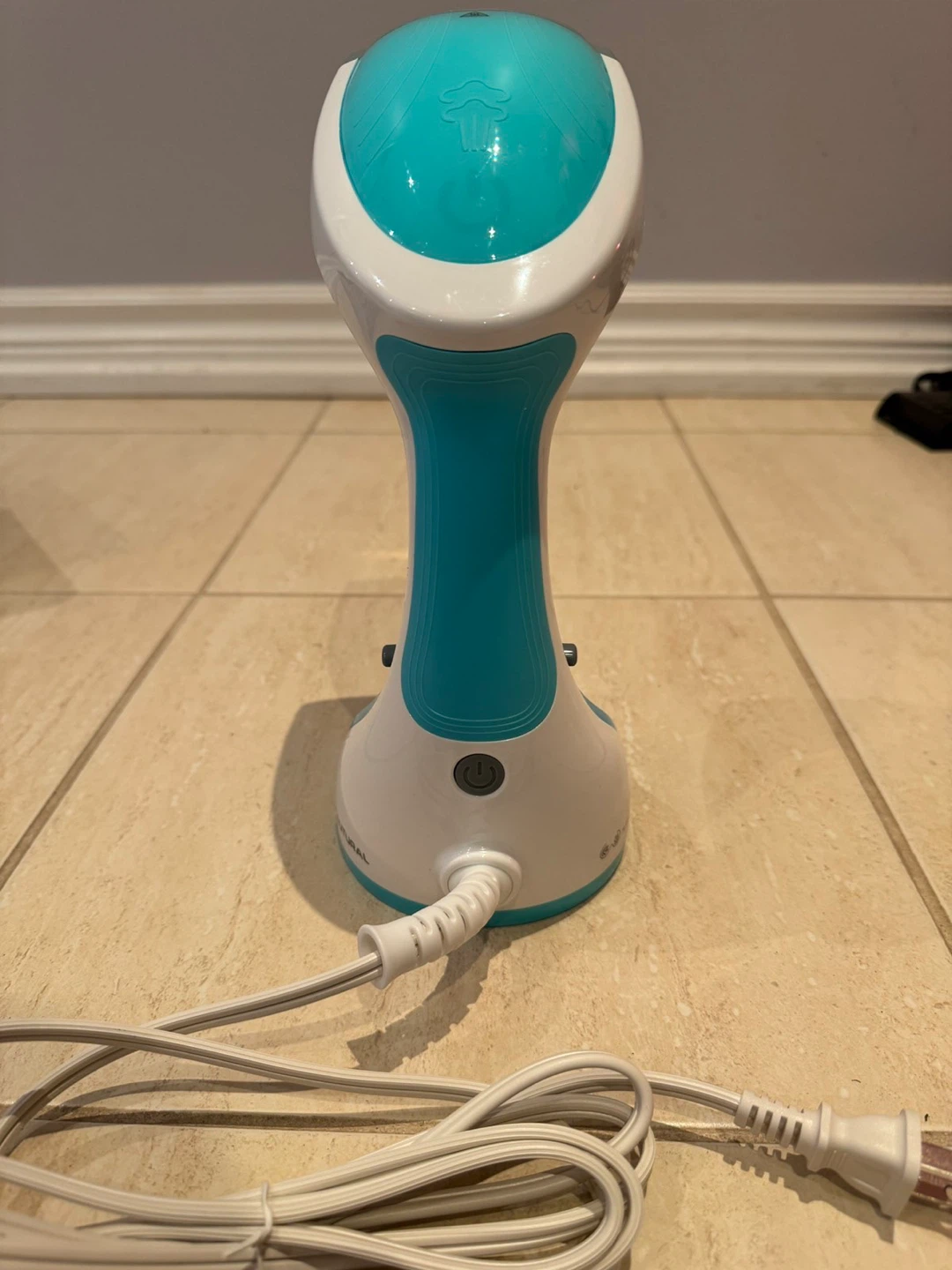 BEAUTURAL Handheld Garment Steamer - photo 3