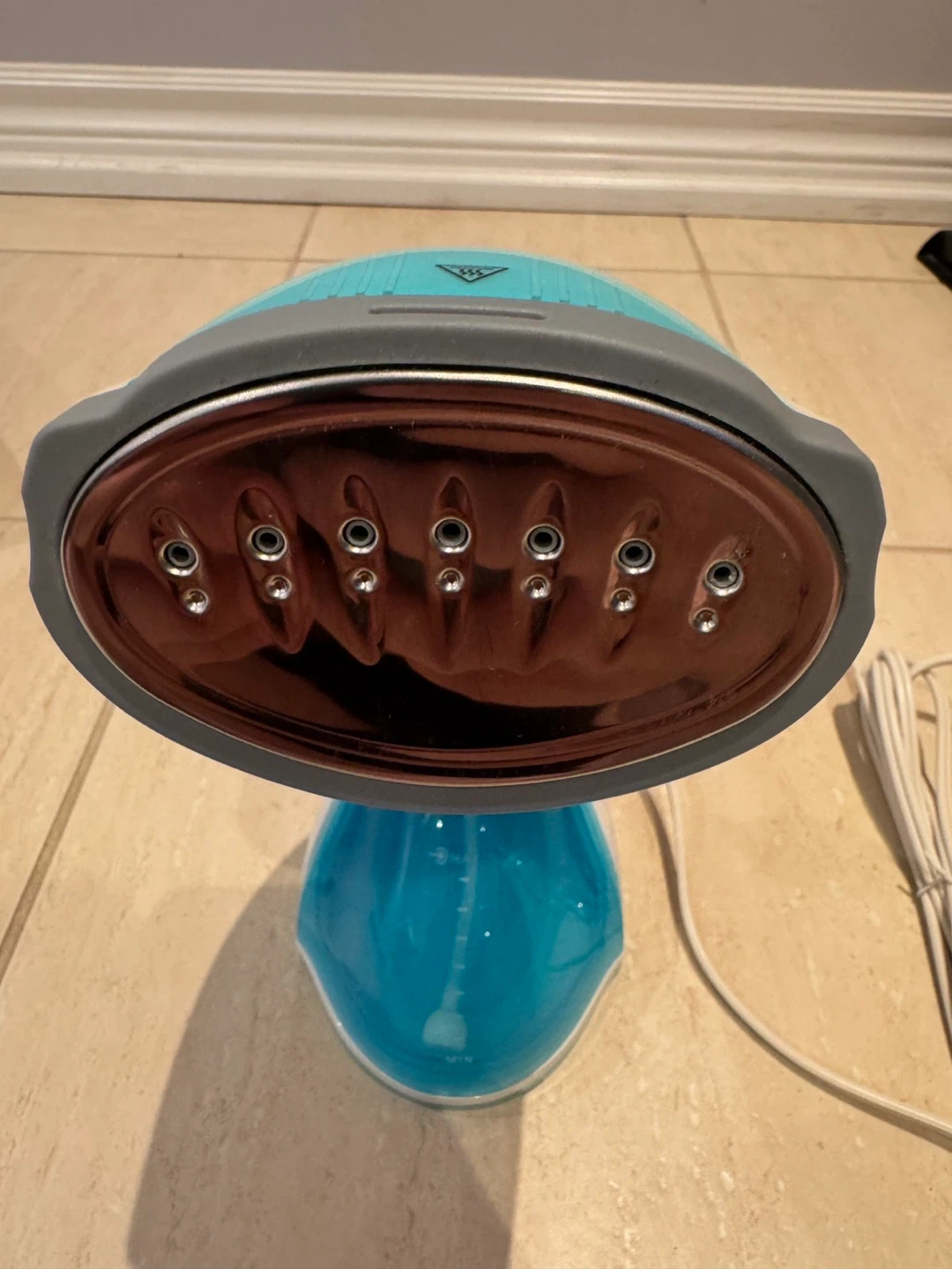 BEAUTURAL Handheld Garment Steamer - photo 2