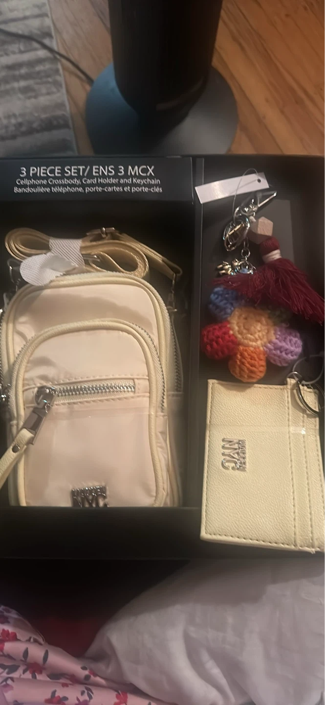 Madden NYC 3-Piece Set: Crossbody, Card Holder & Keychain