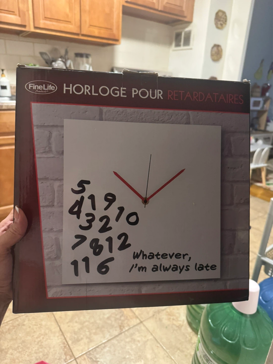 FineLife Horloge Pour Retardataires Novelty Wall Clock