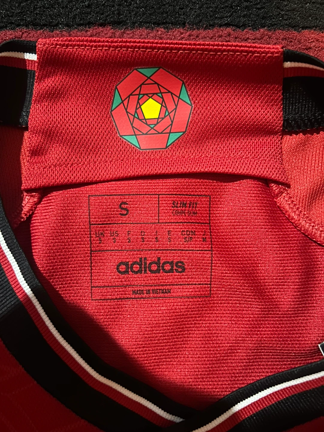 Manchester United 23/24 Jersey Small Men’s - photo 3