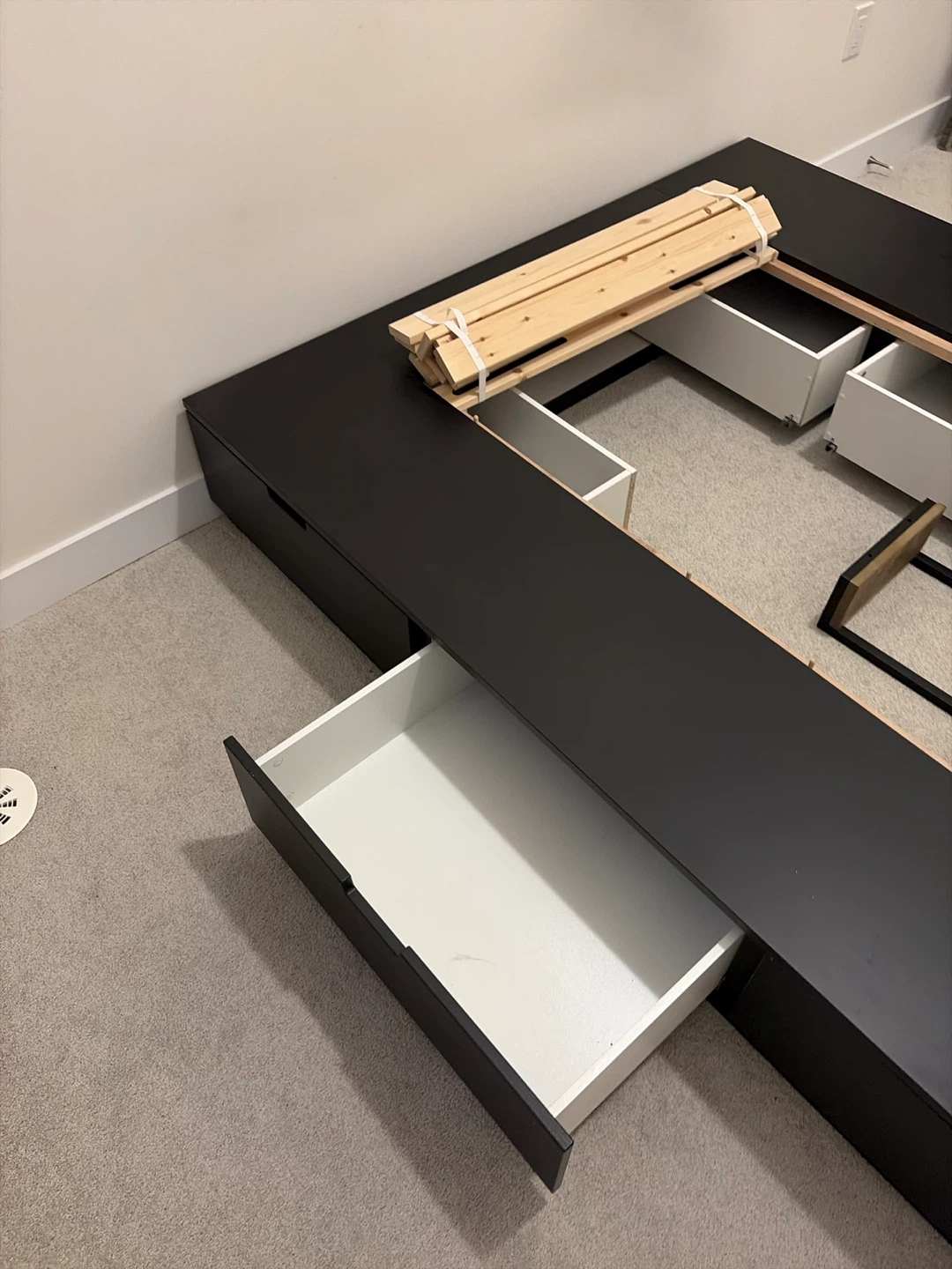 Modern Black Queen Platform Bed Frame with 6 Drawers - photo 4
