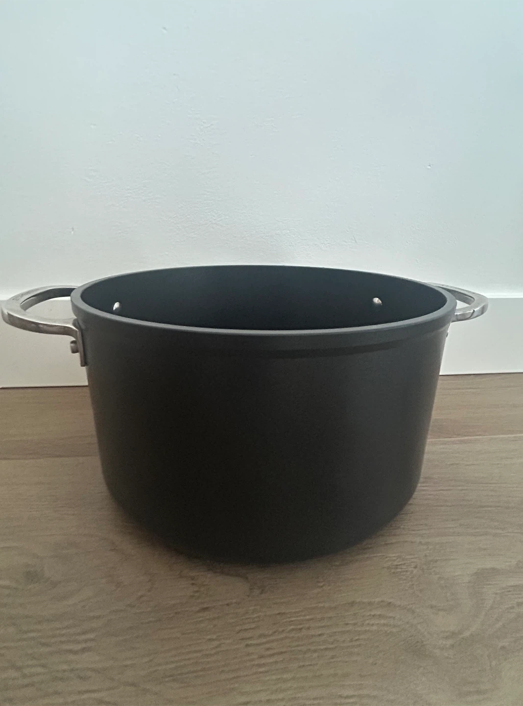 Le Creuset Nonstick PRO Stockpot with Glass Lid, 6.3 qt. - photo 4