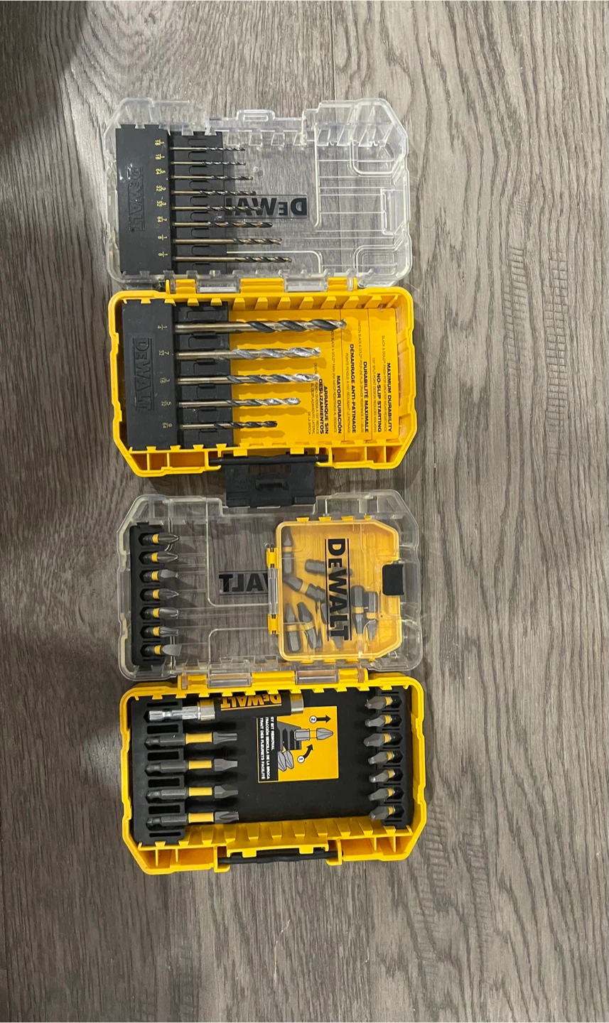 DeWalt 20V Cordless Drill Set with Bits and Bag - photo 2