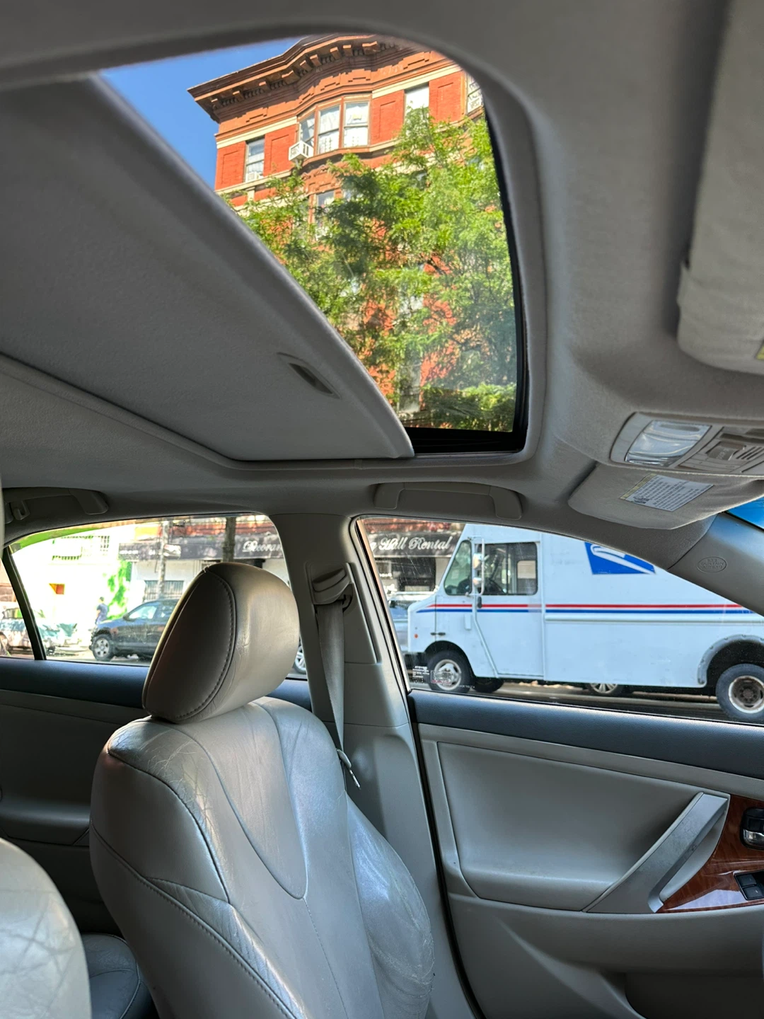 Used Toyota Camry Car Interior