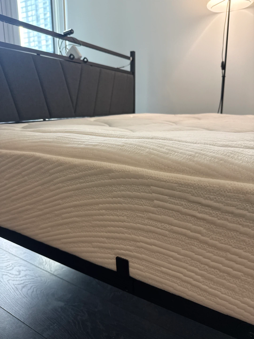 Zinus Queen Mattress - photo 5