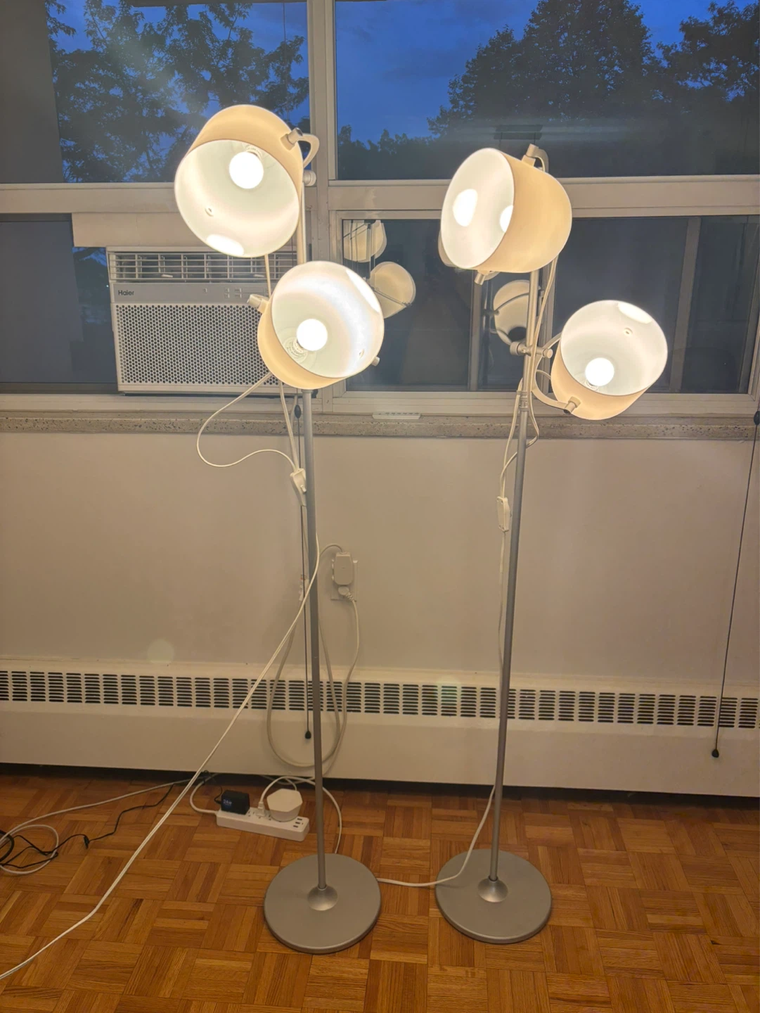 IKEA Floor lamp with 2 bulbs( 1 lamp) - photo 3