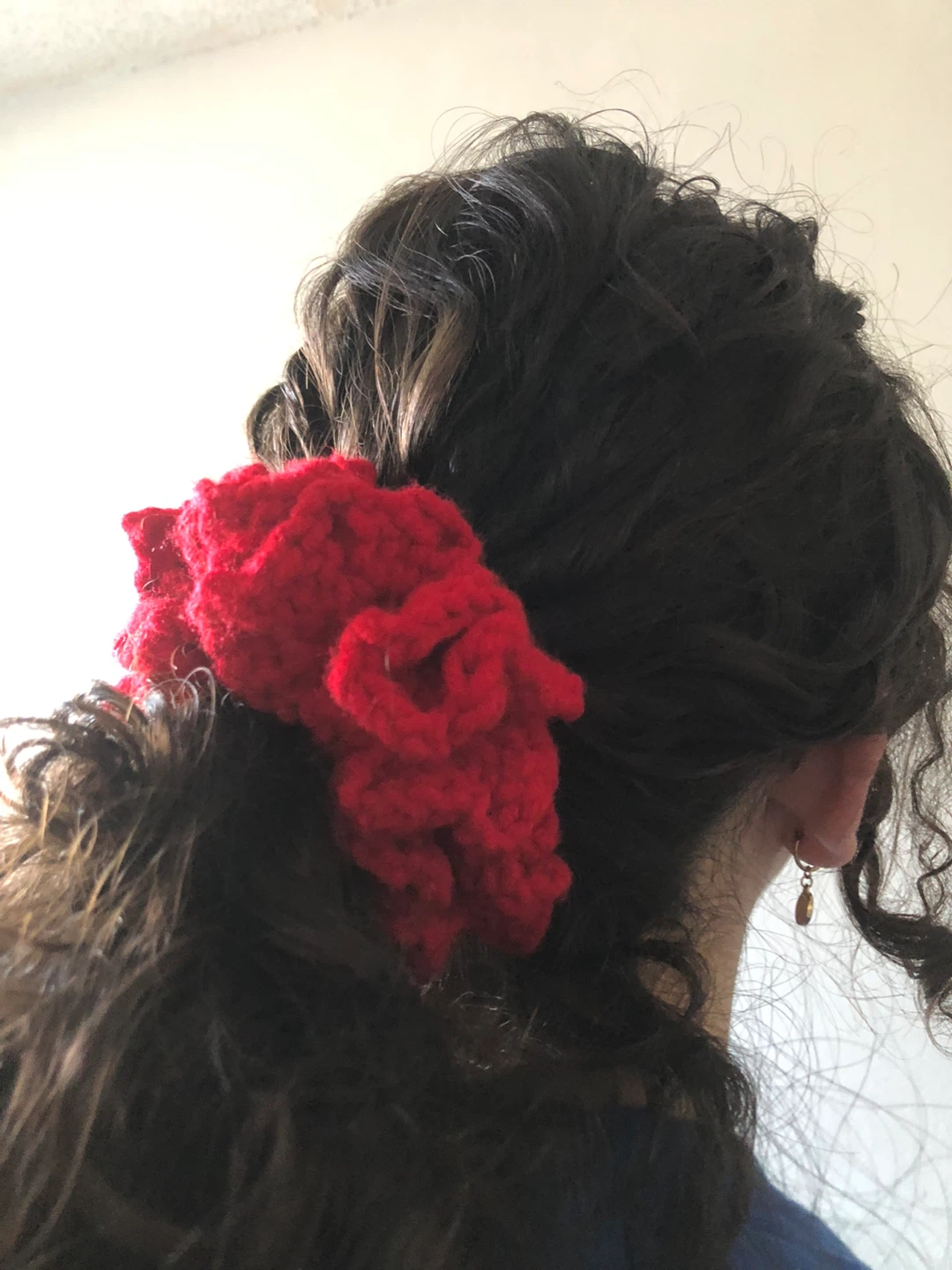 Handmade Red Crochet Scrunchie - photo 2