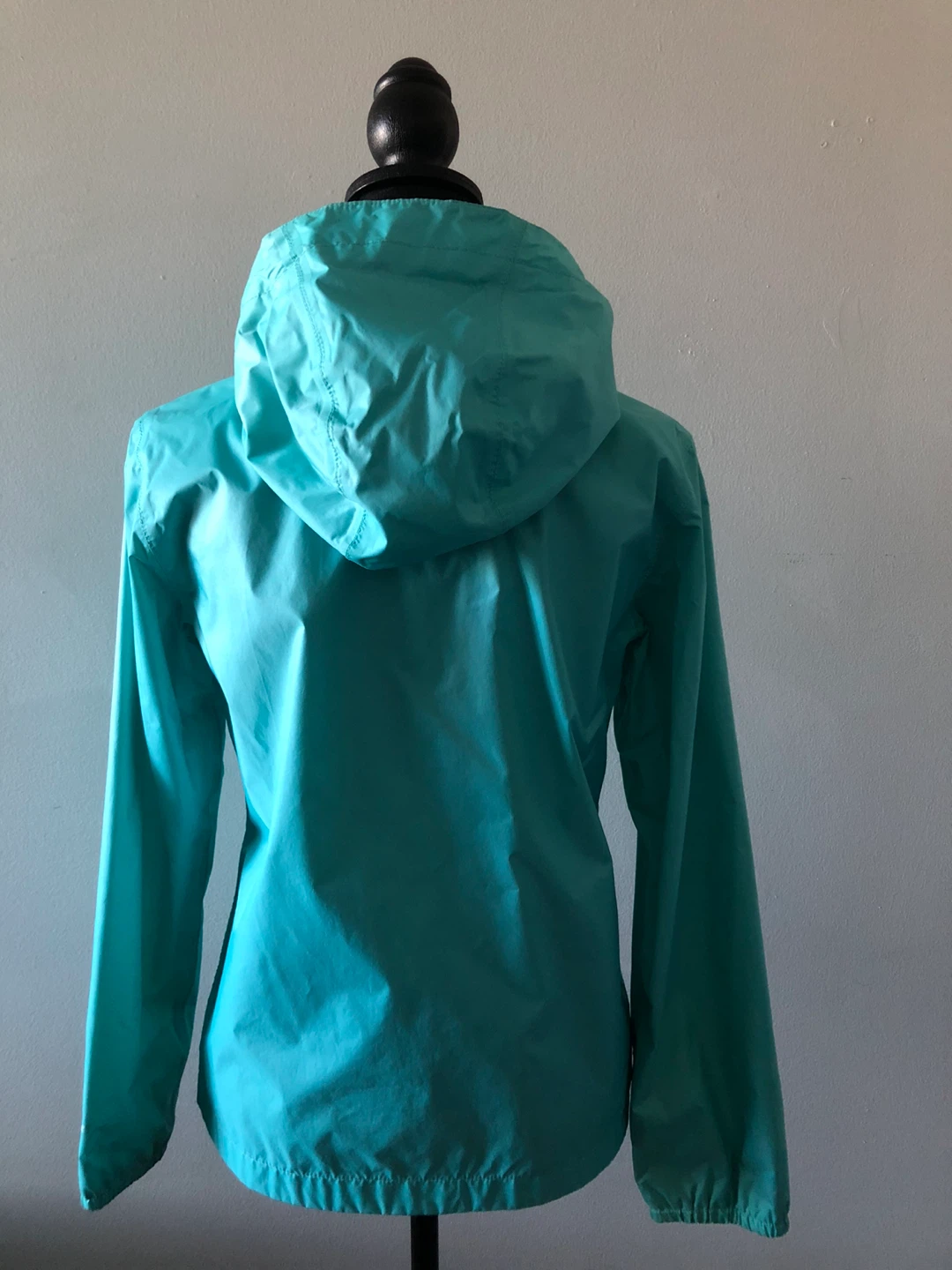 The North Face Girls' Jacket - photo 2