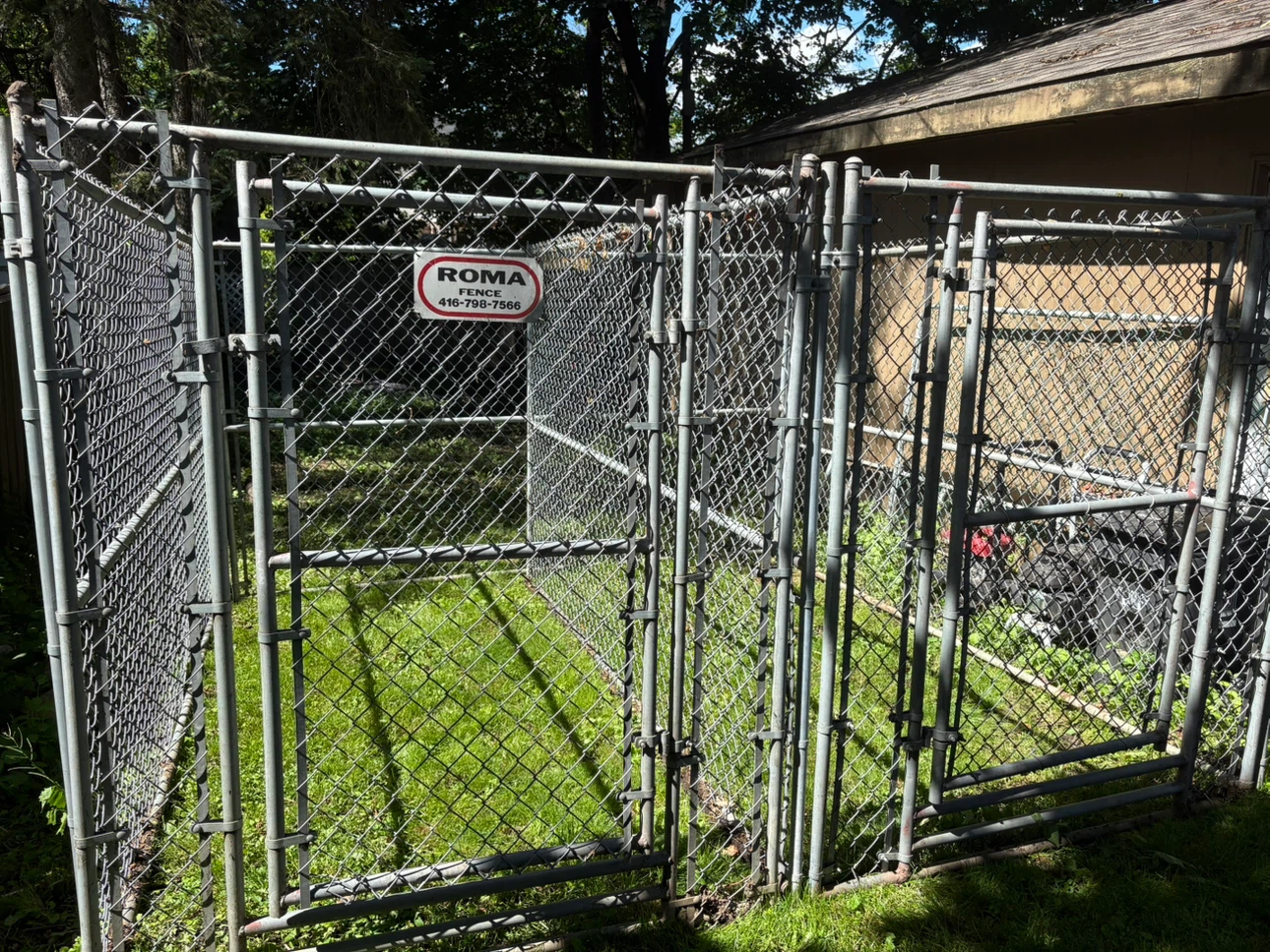 Roma Fence Chain Link Dog Kennel Enclosure
