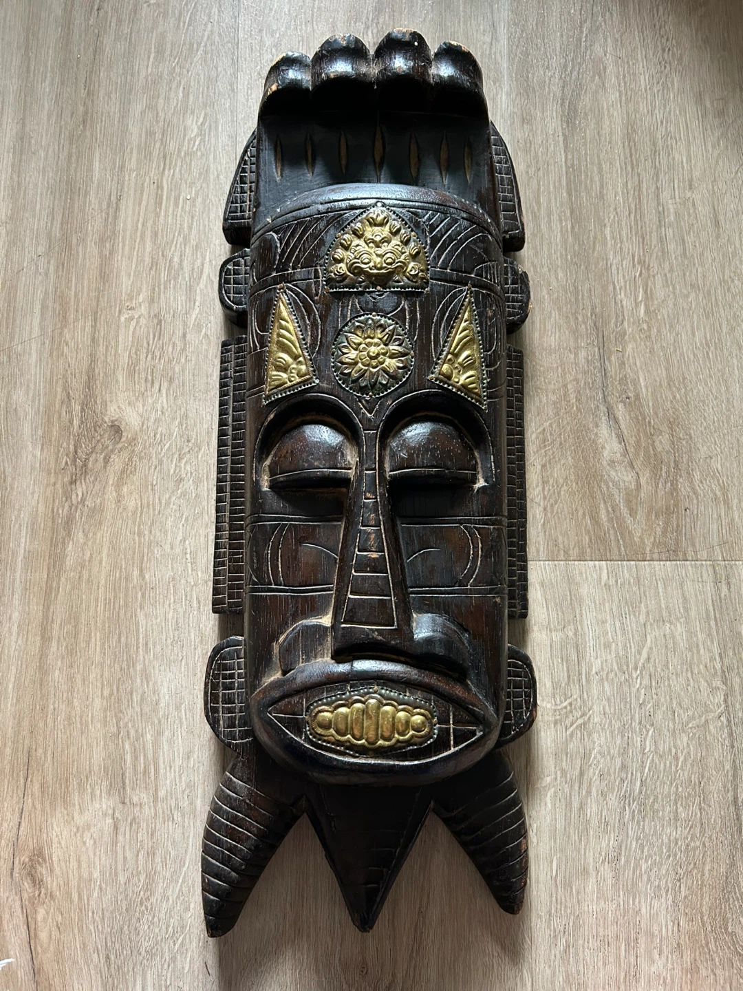 ⚽ Vintage Hand-Carved Wooden Mask with Brass19”