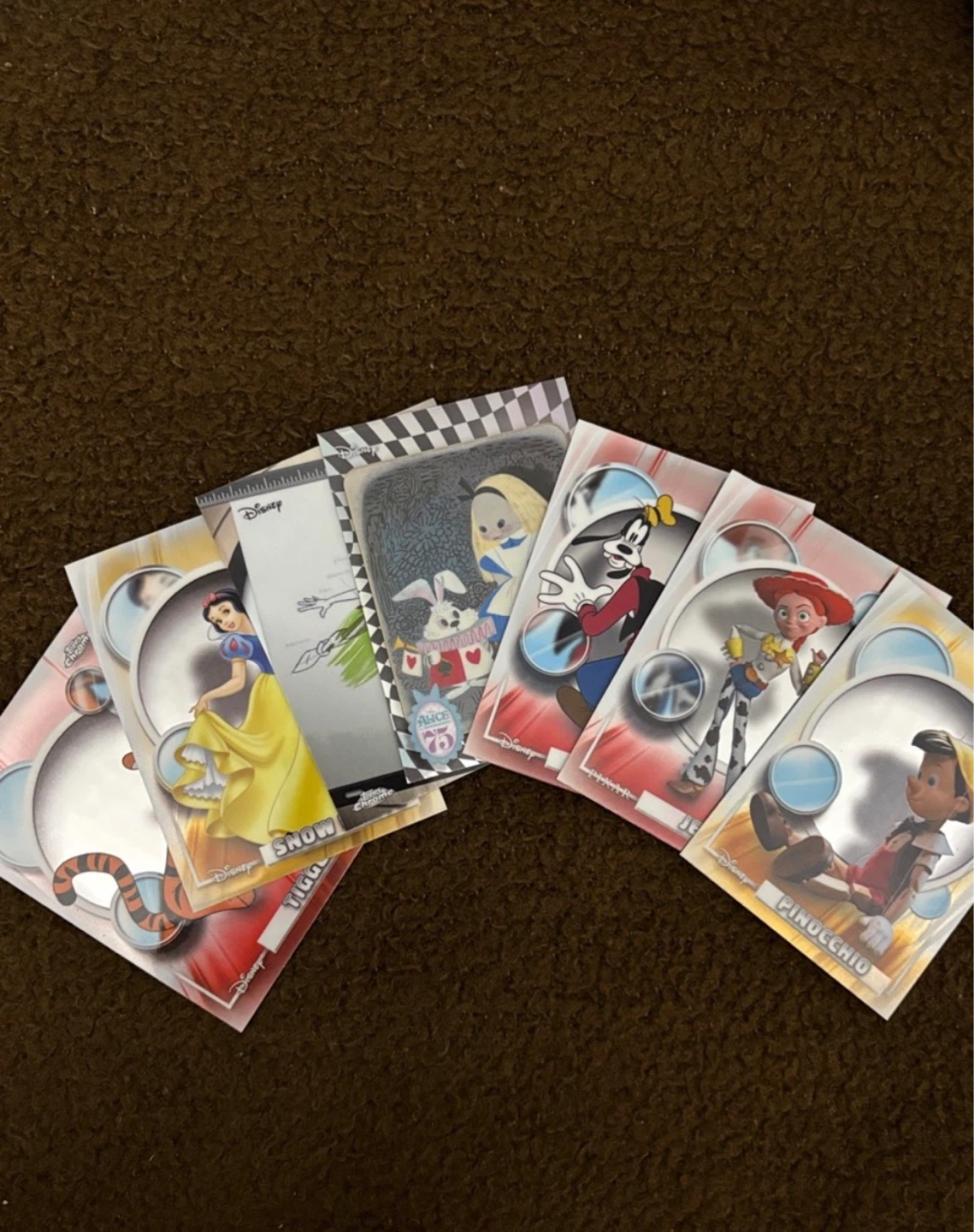 2026 Topps Chrome Disney Trading Cards Bundle Disney Lot ✨ - photo 2