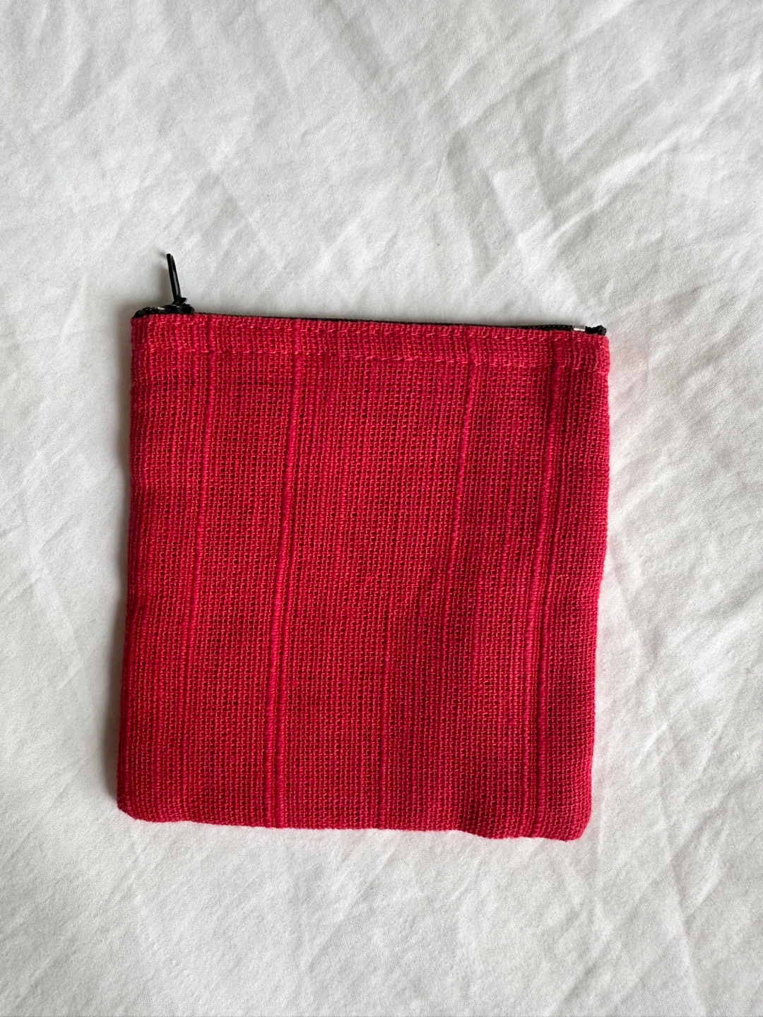 ⚽️ Elephant Red Pouch - photo 4
