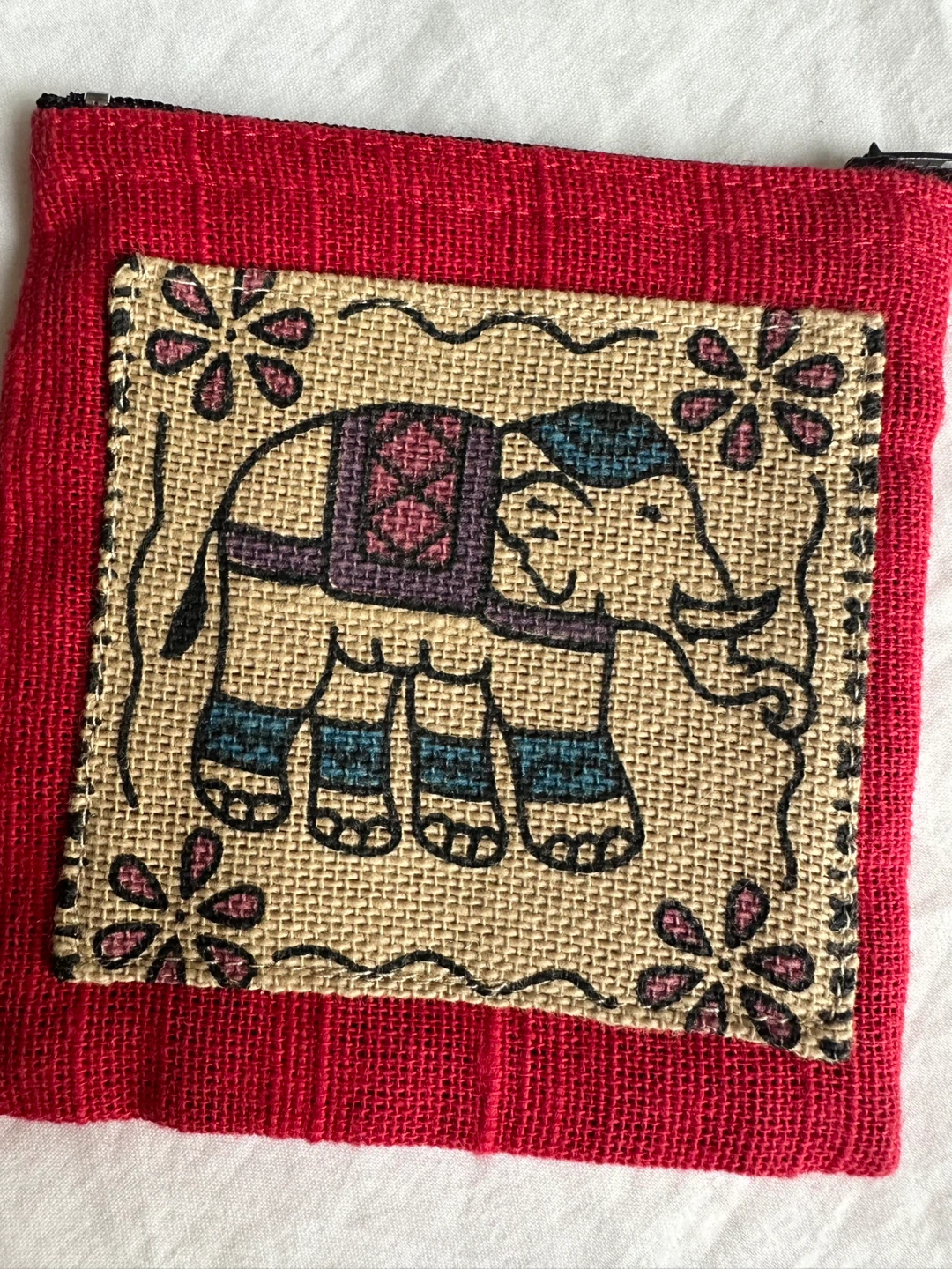 ⚽️ Elephant Red Pouch - photo 2