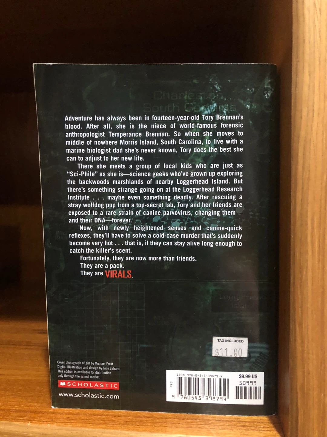 Virals by Kathy Reichs (Paperback) ⚽️ - photo 2