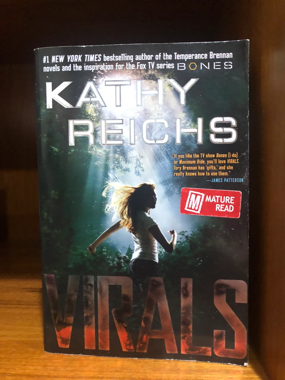 Virals by Kathy Reichs (Paperback) ⚽️