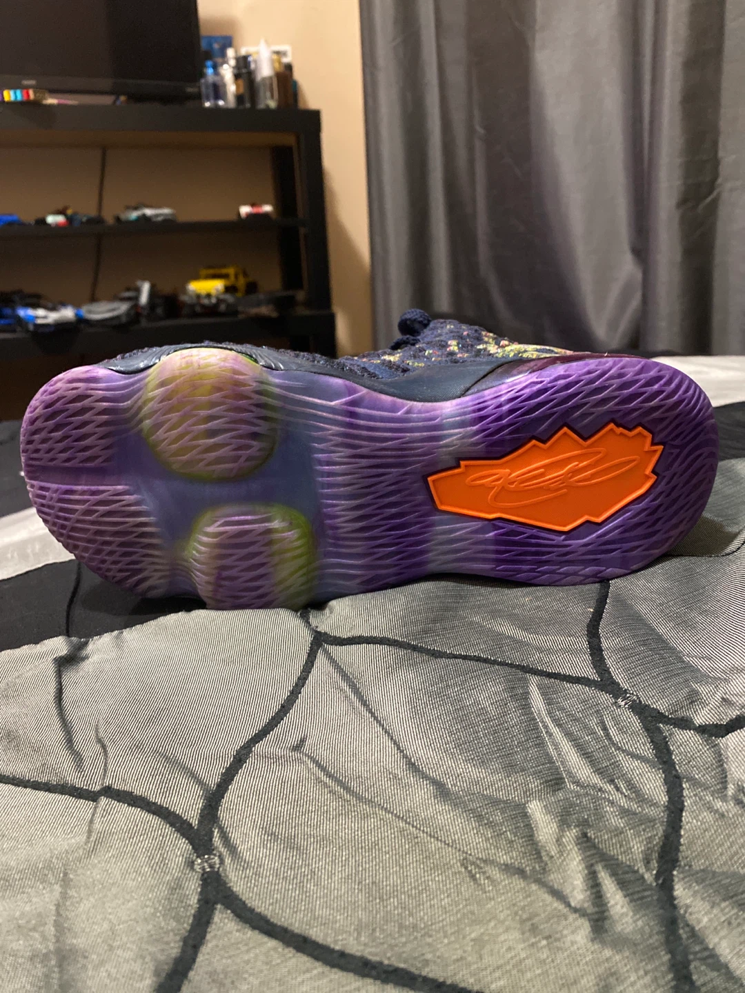 Nike LeBron XVII AS (GS) Kids' Basketball Shoes - photo 4