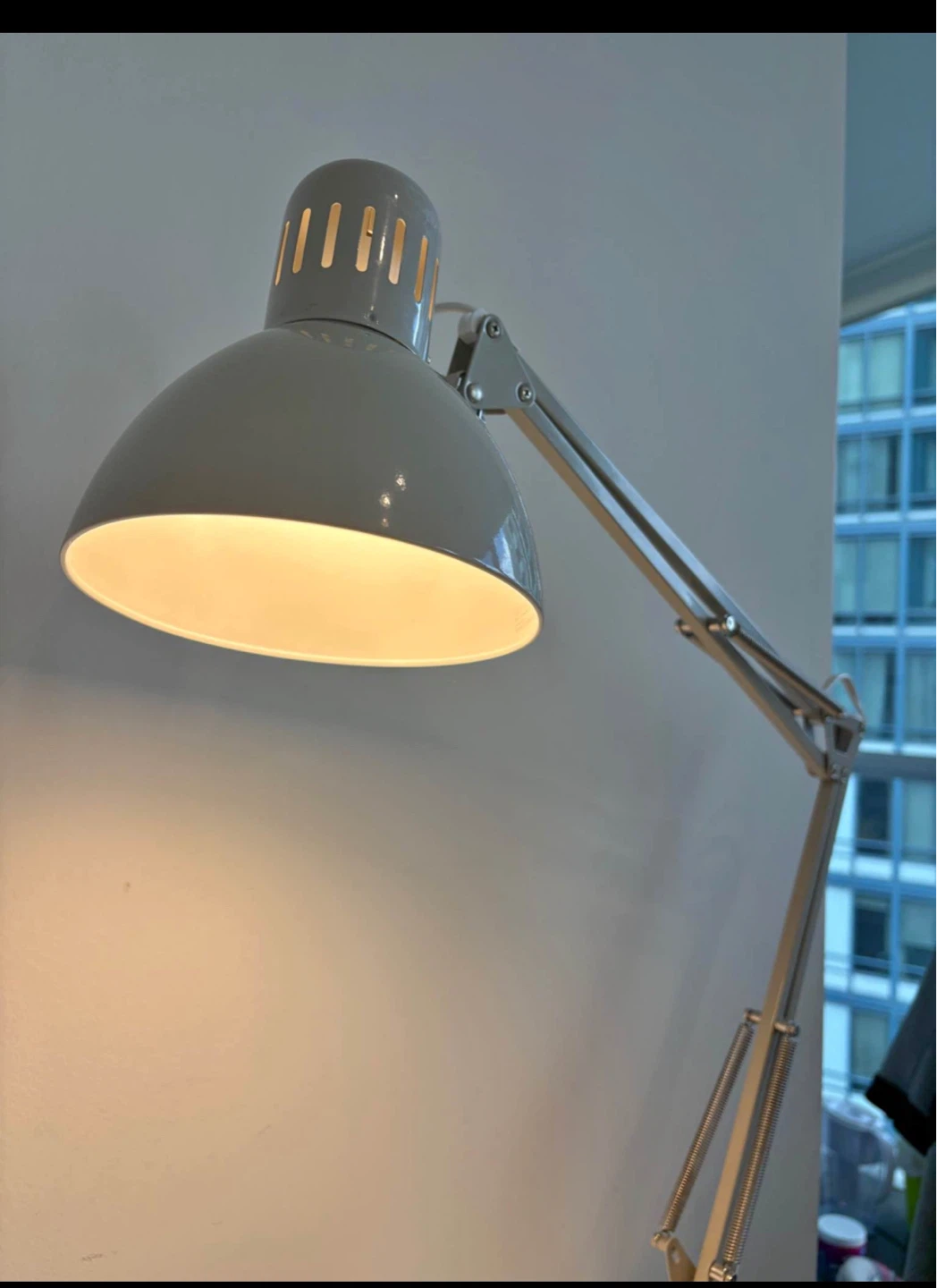 2 Desk Lamps