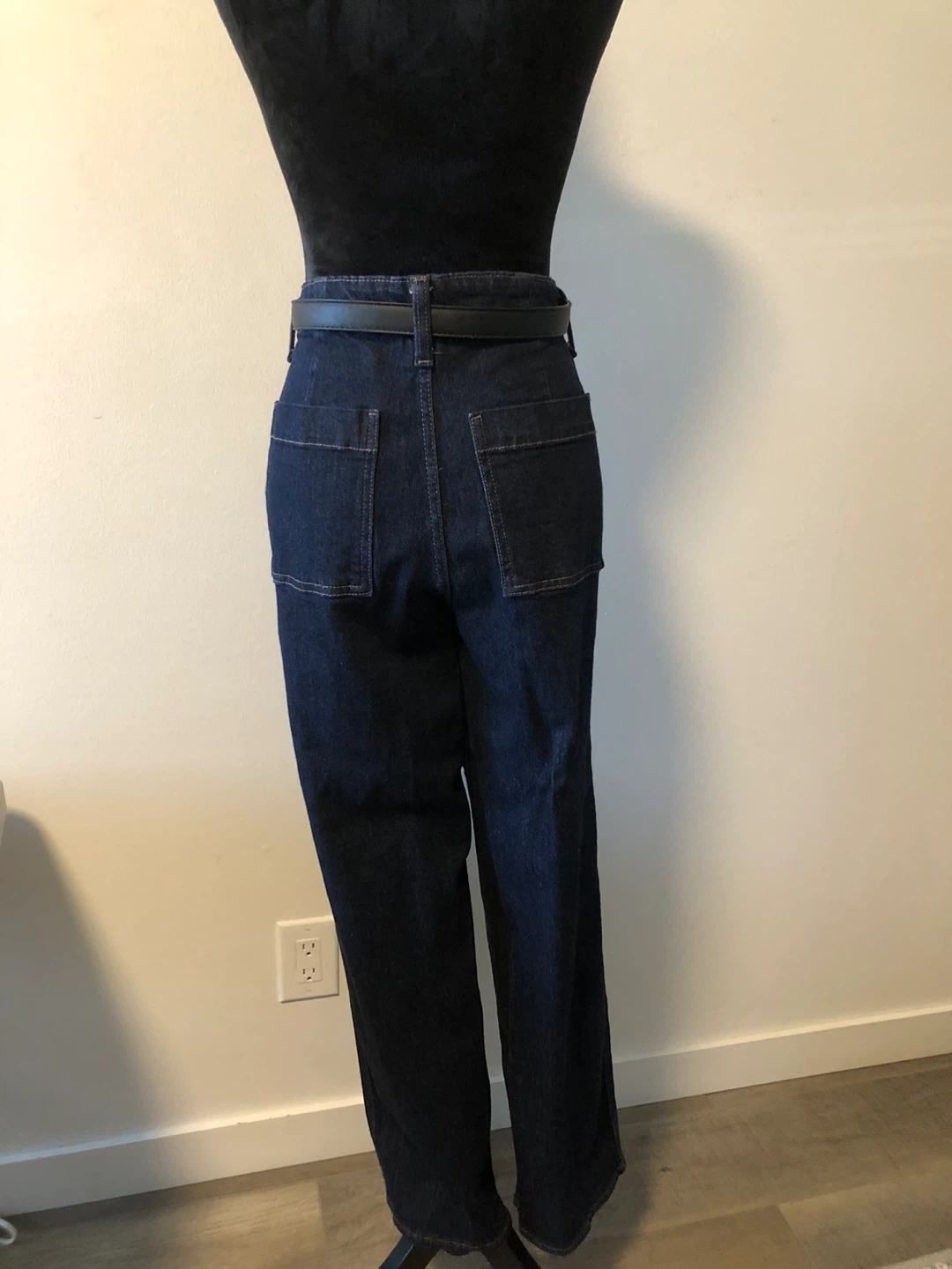 Old Navy High Rise O.G. Loose Jeans - Size 10 - photo 2