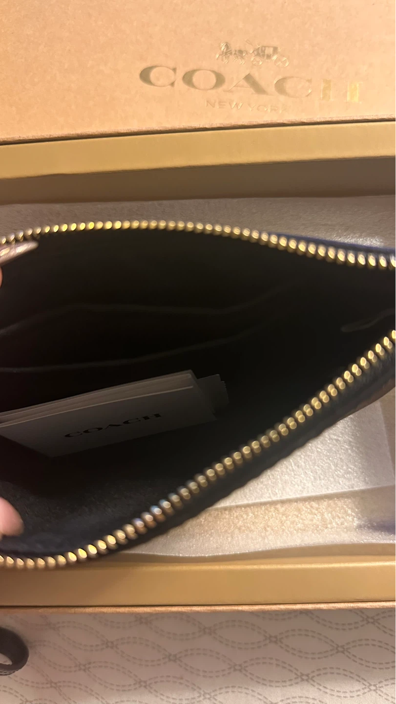 Coach Wristlet Set with Charms - photo 2