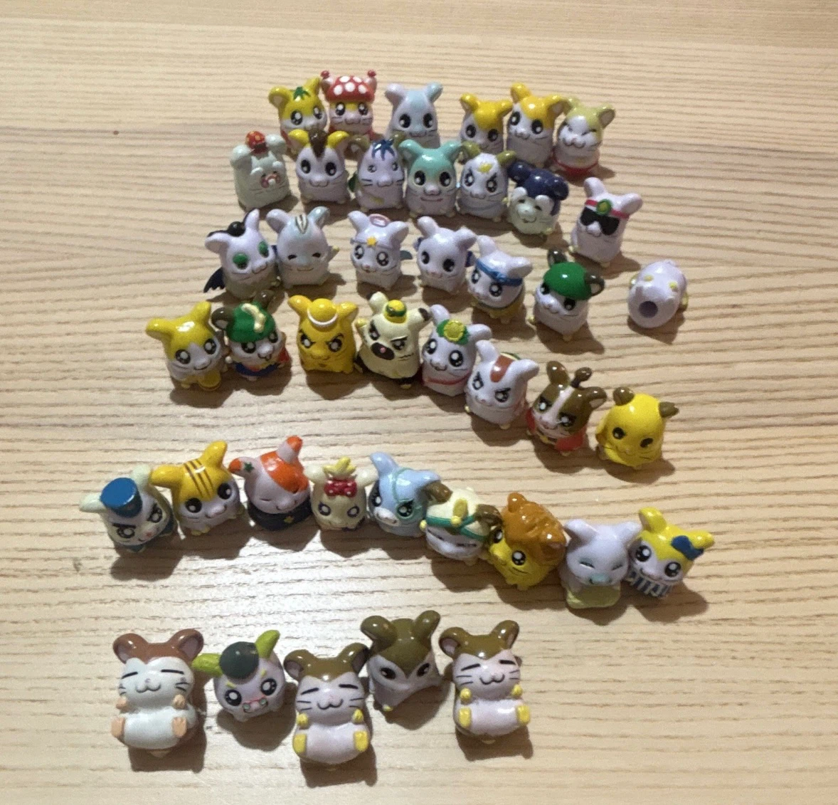 Vintage & Authentic Hamtaro Figurine Collectibles - photo 3