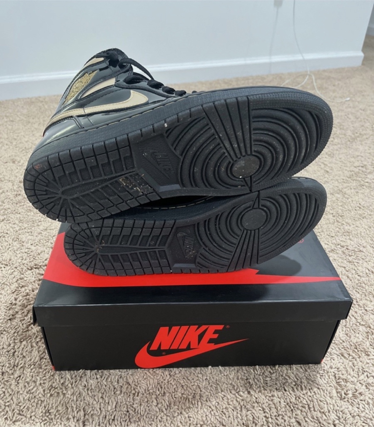 Air Jordan 1 Metallic Gold 2020 - photo 5