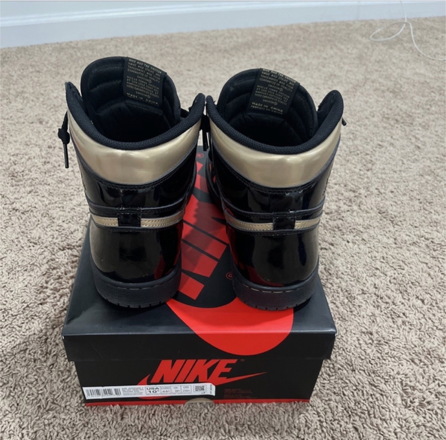 Air Jordan 1 Metallic Gold 2020 - photo 2