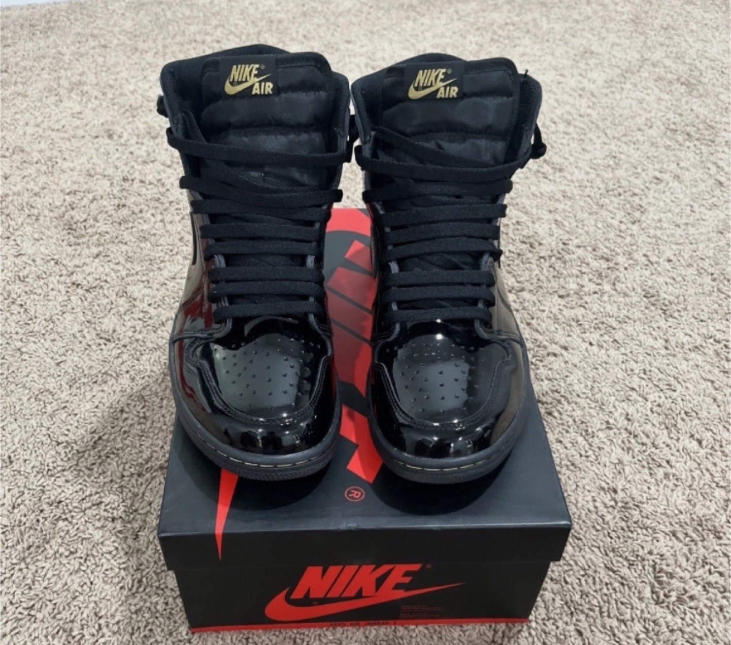 Air Jordan 1 Metallic Gold 2020 - photo 4