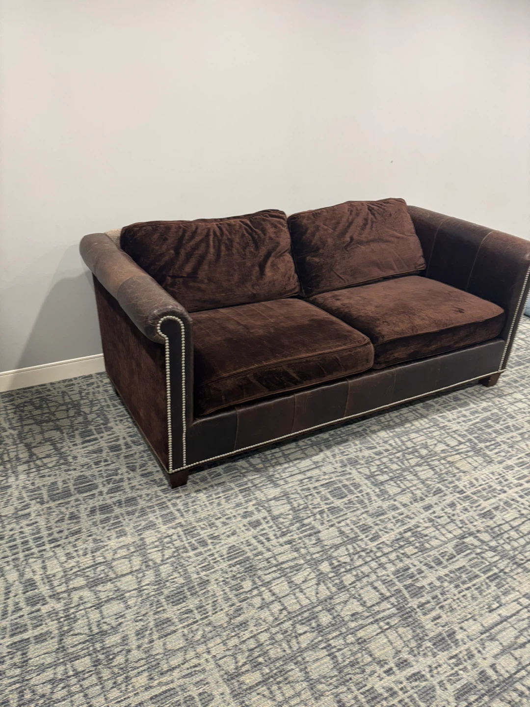Dark Brown Chesterfield Sofa - photo 5