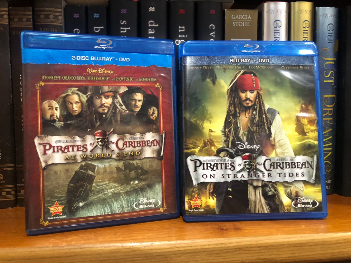 Pirates of the Caribbean Blu-ray/DVD Movie Collection ⚽️ - photo 3